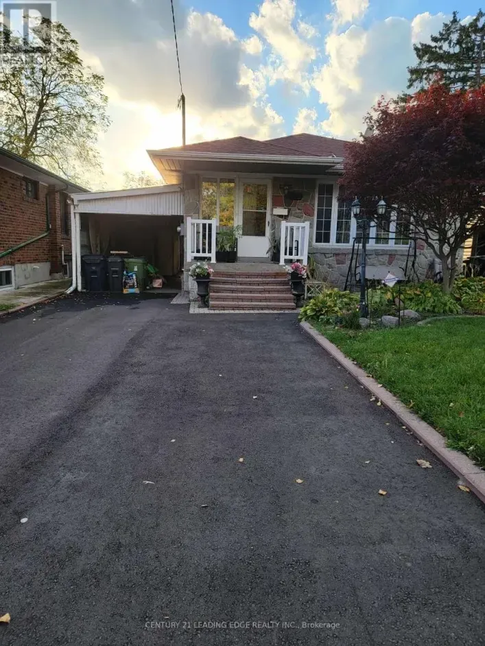 108 CROCUS DRIVE, Toronto