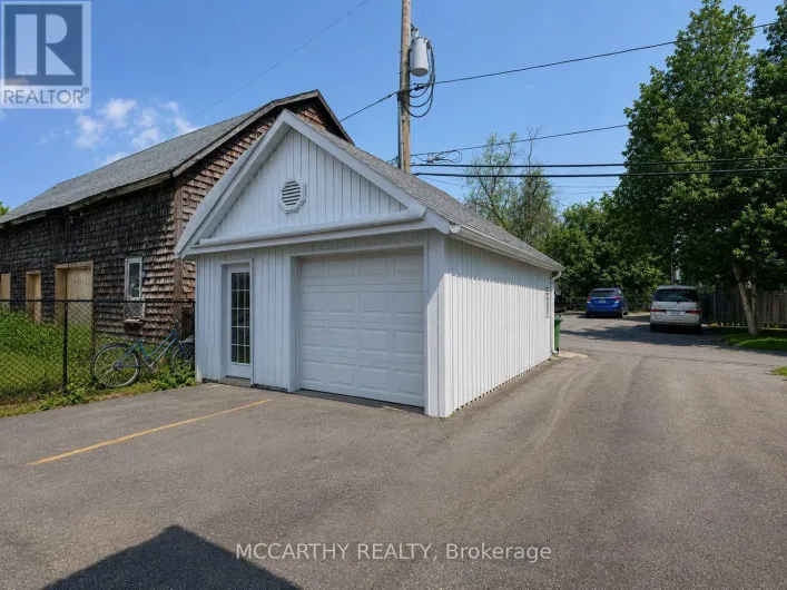 108 - GARAGE - 138 MAIN STREET W, Shelburne