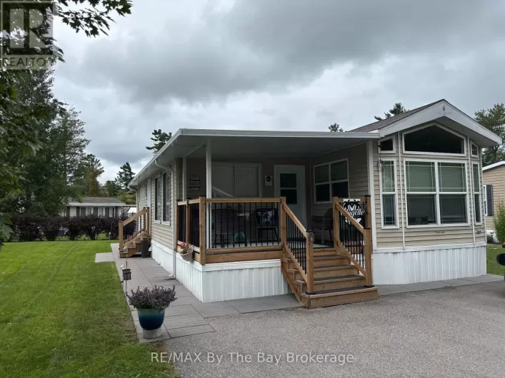 108 MADAWASKA TRAIL, Wasaga Beach