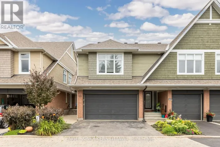 108 MANORHILL PRIVATE, Ottawa