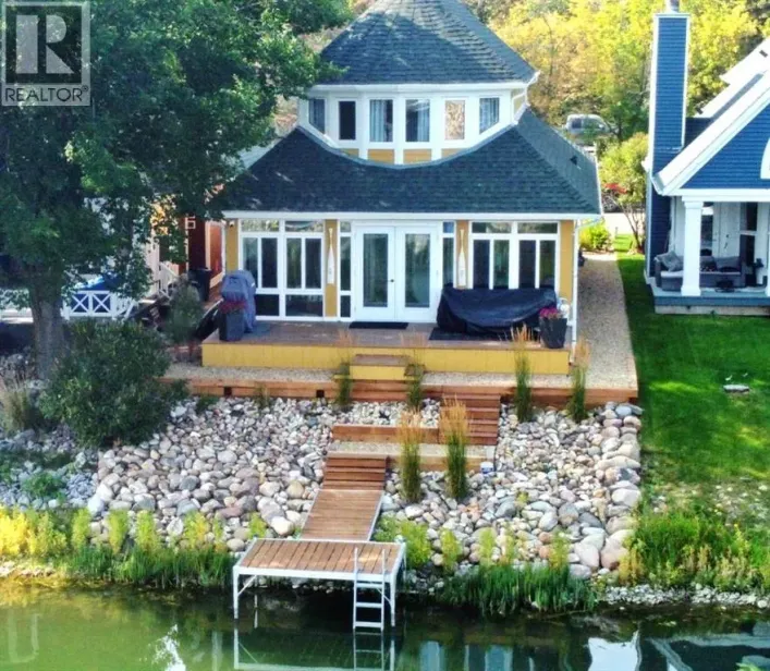 108 Marina Bay Court, Sylvan Lake