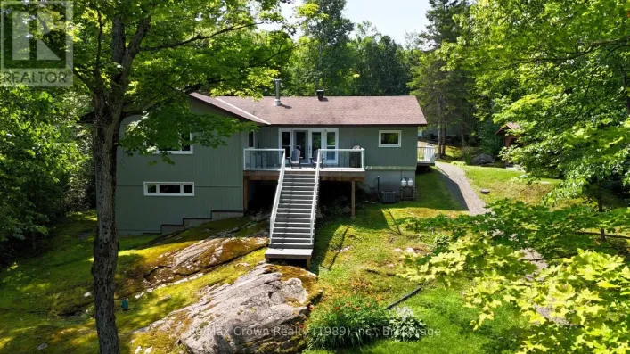 108 MURPHY DRIVE, Parry Sound Remote Area