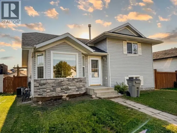 108 Pinnacle Boulevard, Grande Prairie