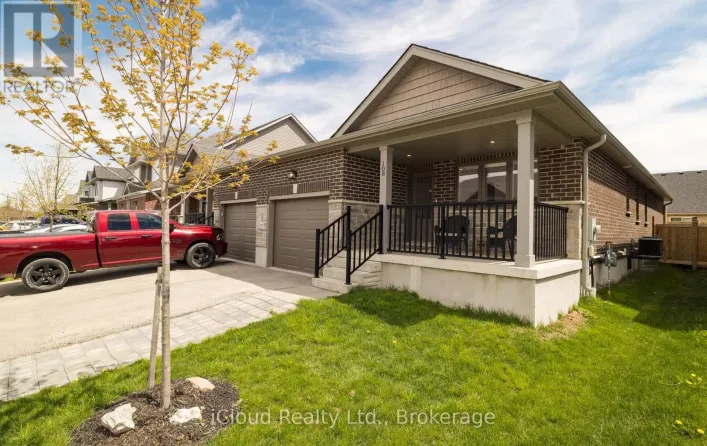 108 STEPHENSON WAY, Minto