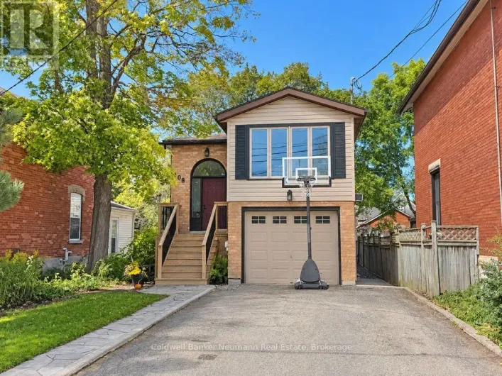 108 TORONTO STREET, Guelph