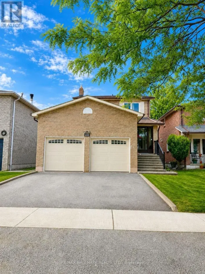 108 WINTER GARDENS TRAIL, Toronto