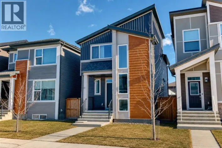 108 Wolf Creek Manor SE, Calgary