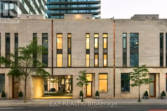 Row / Townhouse for sale: 1084 BAY STREET, Toronto