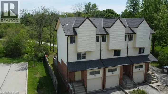 1085 QUEENS Boulevard Unit# 13, Kitchener