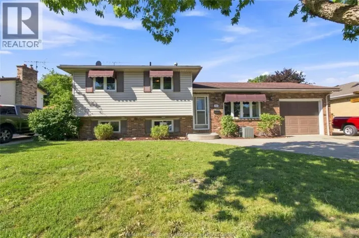1085 WATSON, Windsor