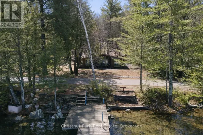 1087 GLENMOUNT ROAD, Lake of Bays
