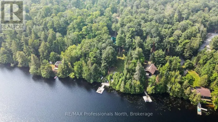 1087 WESTFALL LANE, Highlands East