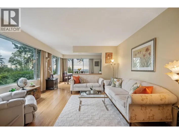 1089 KILMER ROAD, North Vancouver