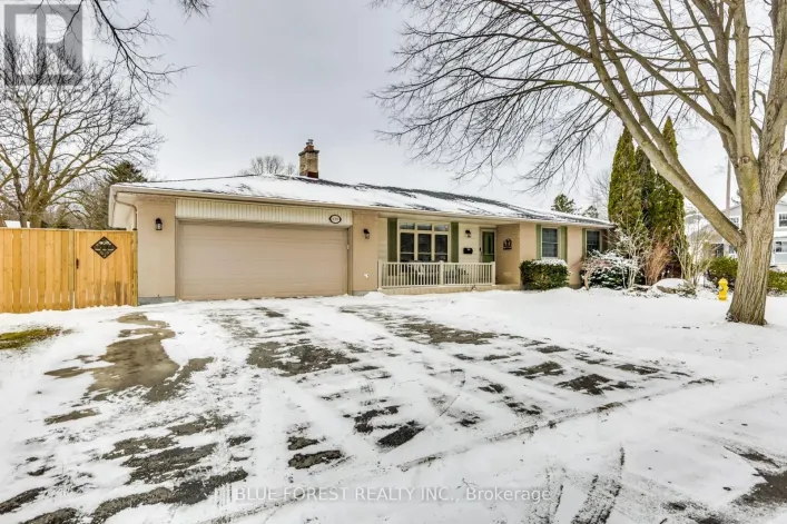 1089 VISCOUNT ROAD, London South