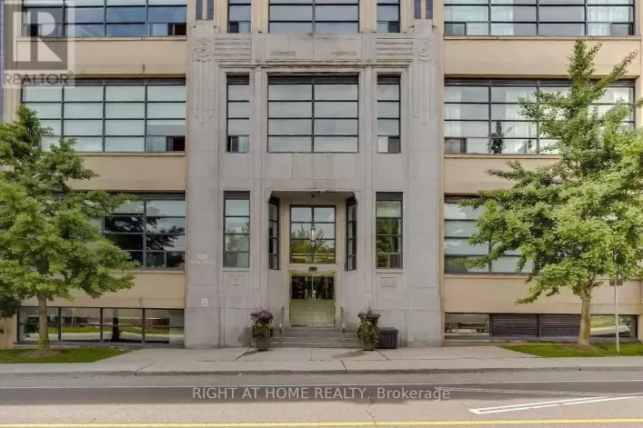 109 - 1001 ROSELAWN AVENUE, Toronto