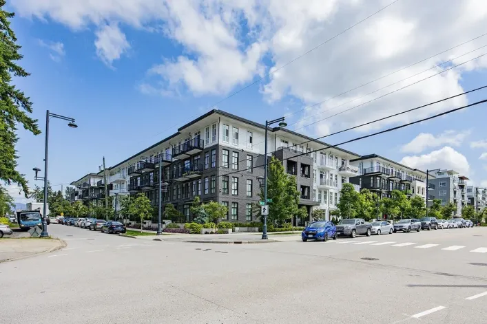 109 13929 105 BOULEVARD, Surrey