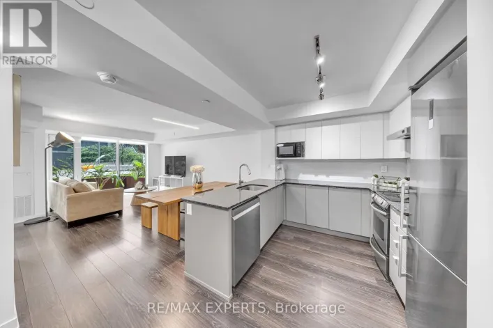 109 - 160 FLEMINGTON ROAD E, Toronto