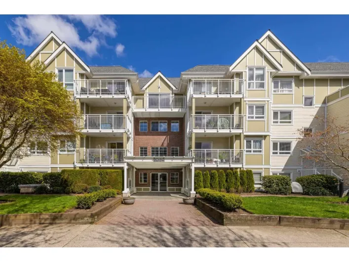 109 20189 54 AVENUE, Langley