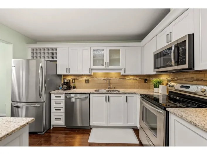 109 20189 54 AVENUE, Langley