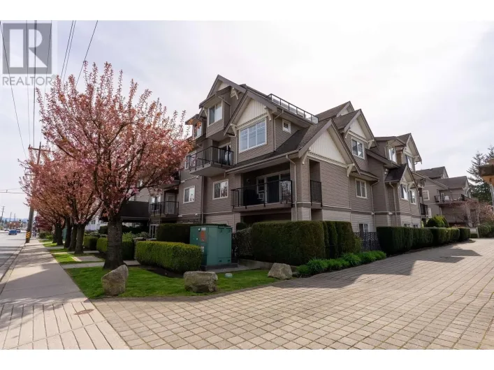 109 22150 DEWDNEY TRUNK ROAD, Maple Ridge