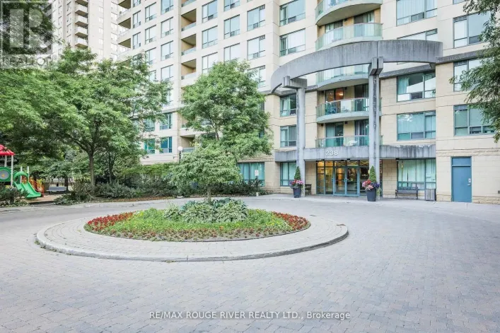 109 - 238 DORIS AVENUE, Toronto