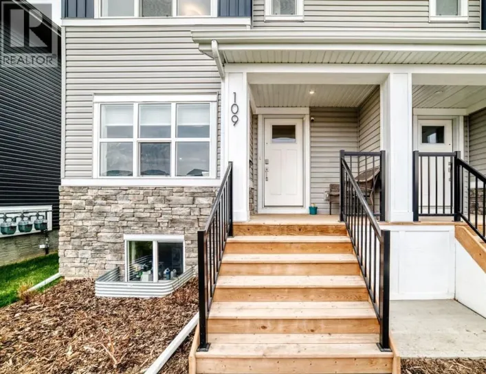 109, 525 River Heights Drive, Cochrane