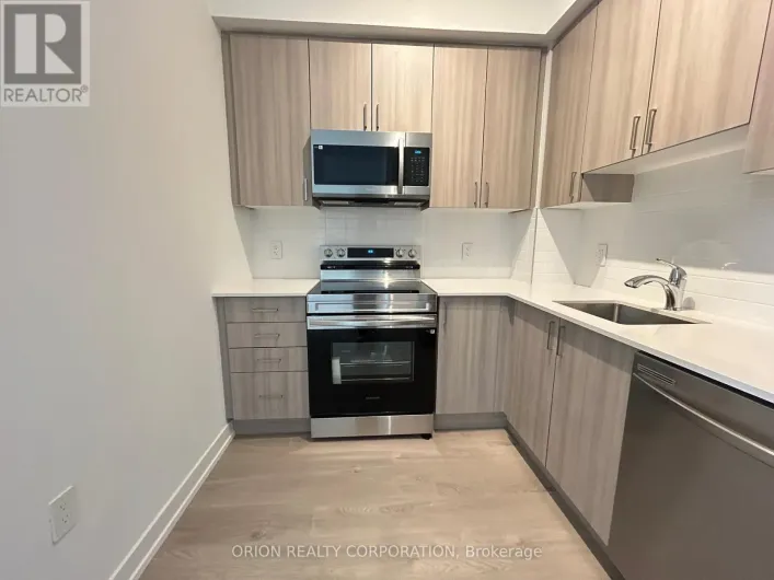 109 - 556 MARLEE AVENUE, Toronto