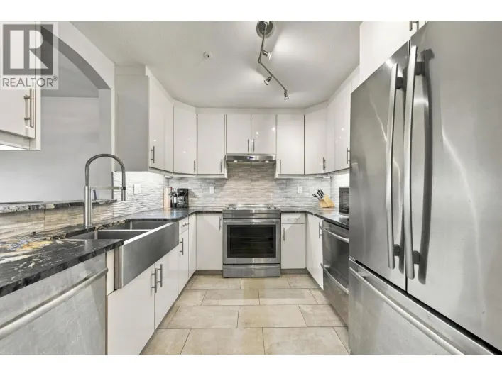 109 5835 HAMPTON PLACE, Vancouver