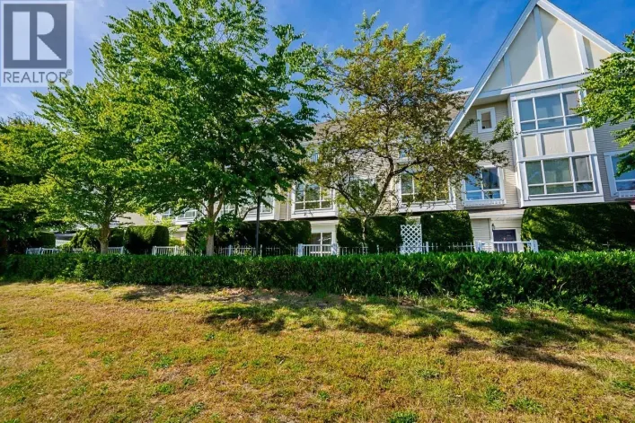 109 6588 SOUTHOAKS CRESCENT, Burnaby