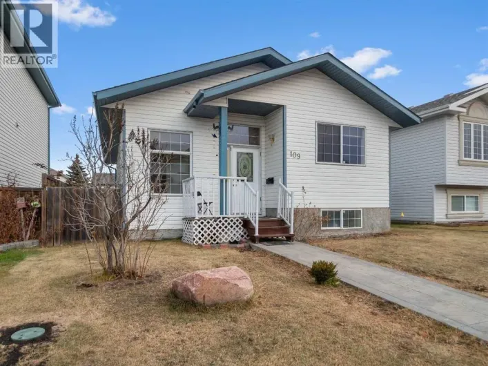 109 Duckering Close, Red Deer