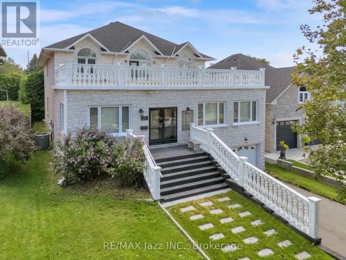 109 ELIZABETH STREET, Oshawa