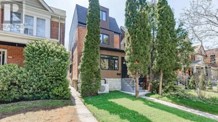 109 FERMANAGH AVENUE, Toronto