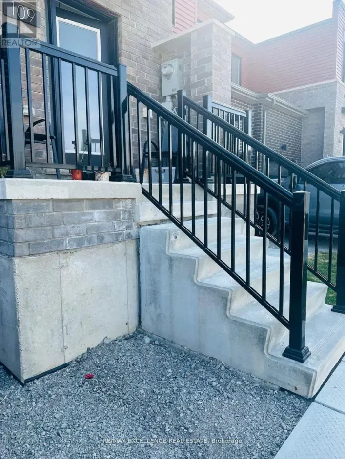109 GATELAND DRIVE, Barrie