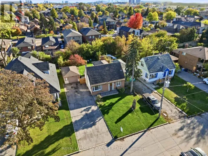House for sale: 109 GLEN LONG AVENUE, Toronto