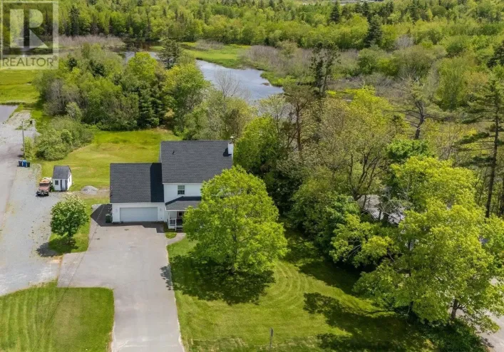 109 Highway 2, Enfield