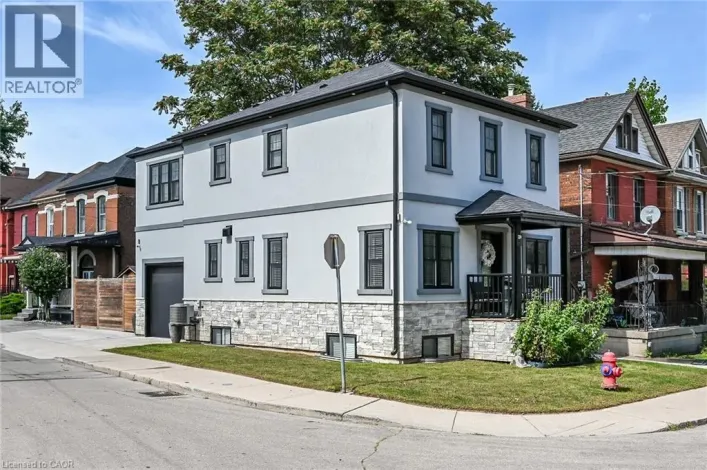House for sale: 109 RAY Street, Hamilton