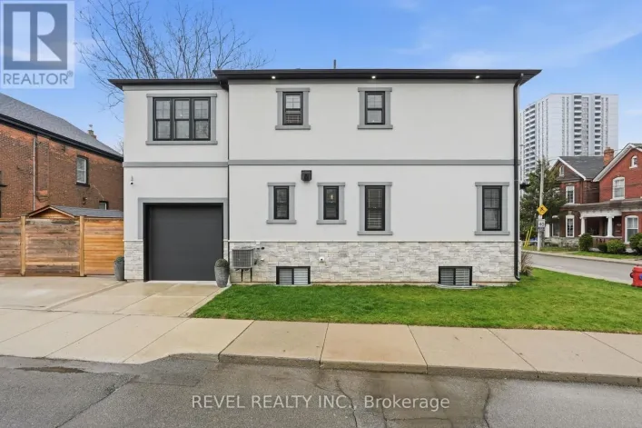 109 RAY STREET N, Hamilton