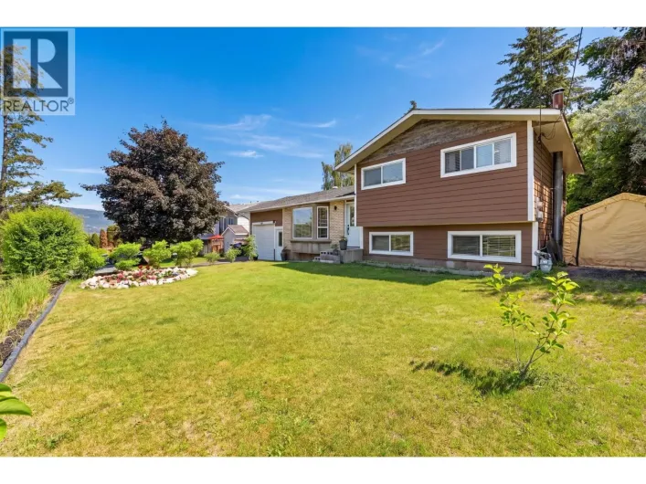 10911 Sherman Drive, Lake Country