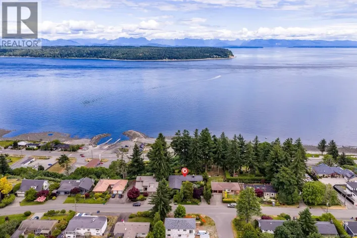 1093 Ash St, Campbell River