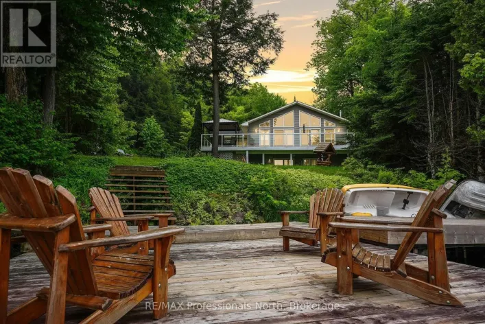 1093 COMAK CRESCENT, Algonquin Highlands