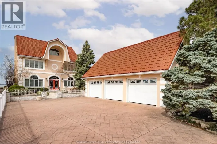 10960 RIVERSIDE DRIVE East, Windsor