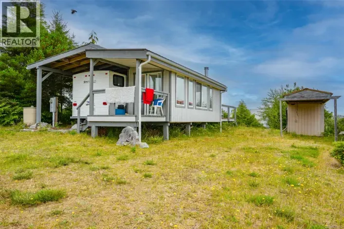 1098 Sixth Ave, Ucluelet