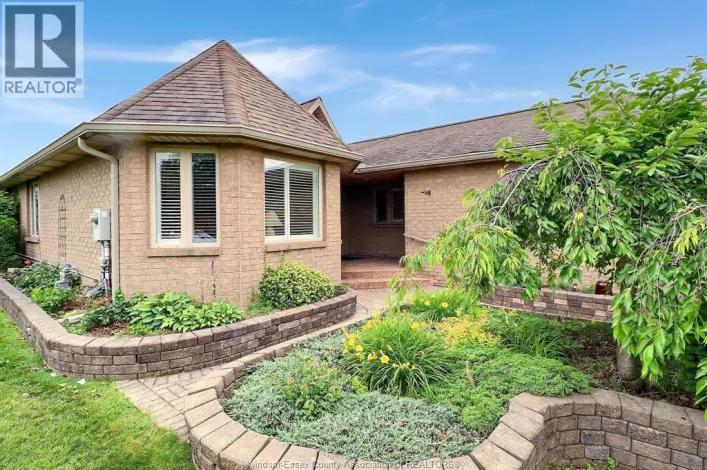1099 IMPERIAL CRESCENT, Windsor
