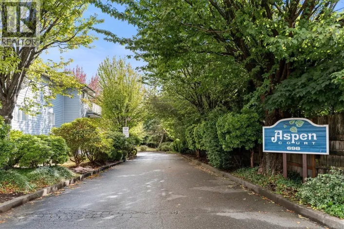 109C 698 ASPEN Rd, Comox