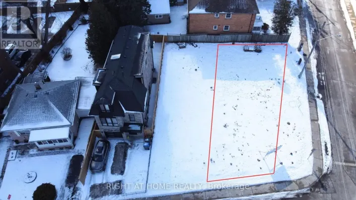 10C BENSON AVENUE, Mississauga