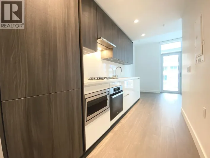 10xx 6320 NO 3 ROAD, Richmond
