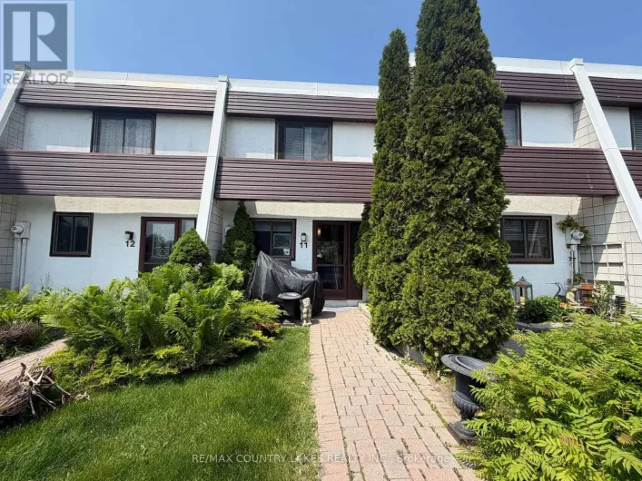 11 - 1 PARADISE BOULEVARD, Ramara