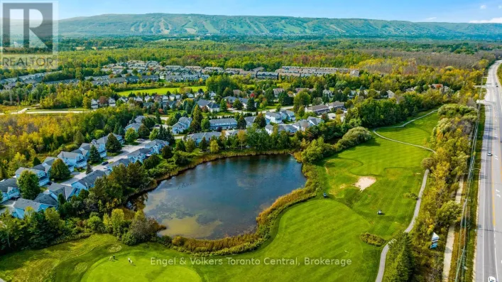 11 - 11 SUNDIAL COURT, Collingwood