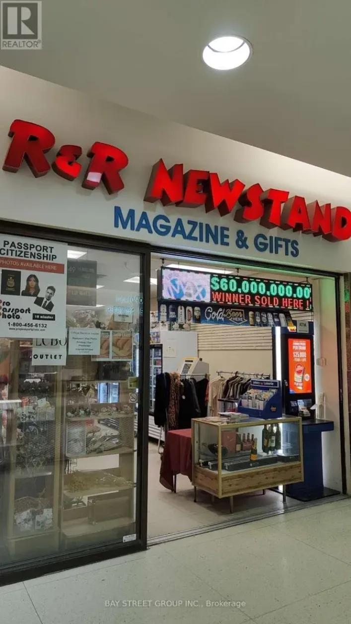 11 - 1151 DUNDAS STREET W, Mississauga