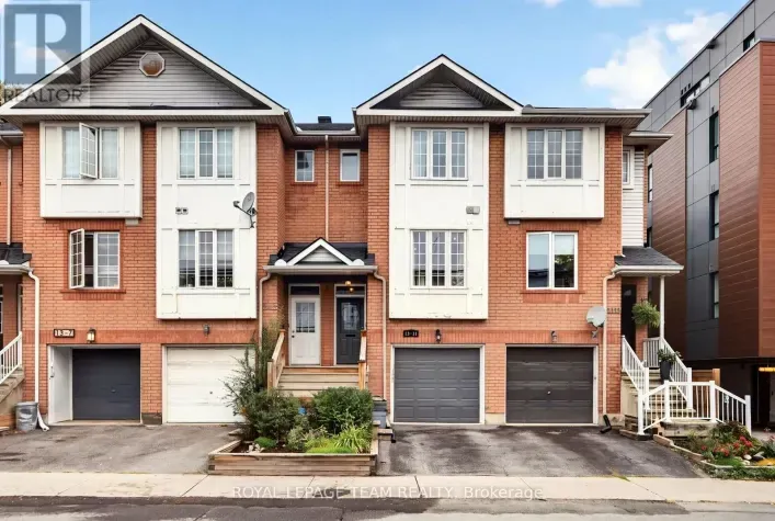 11 - 13 ROBINSON AVENUE, Ottawa